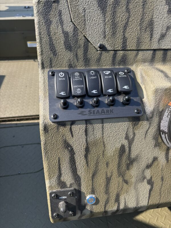 2026 SeaArk Pro Cat 240