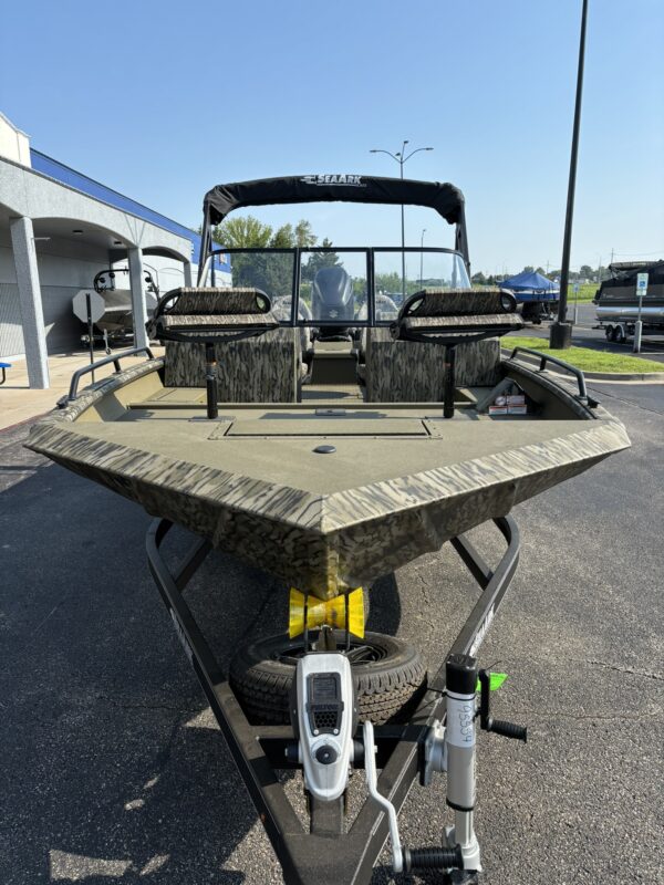 2026 SeaArk Pro Cat 240