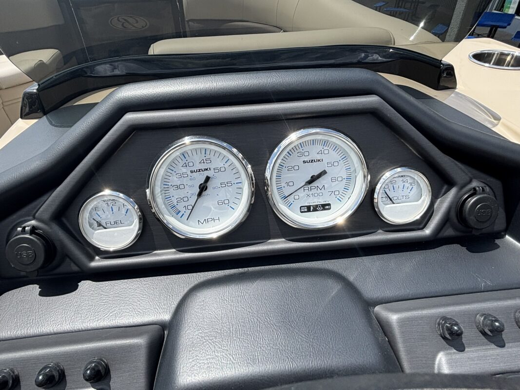 2026 Bentley 223 Legacy Navigator