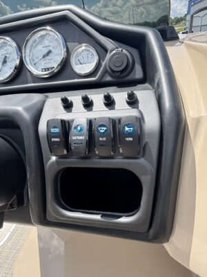 2026 Bentley 223 Legacy Navigator