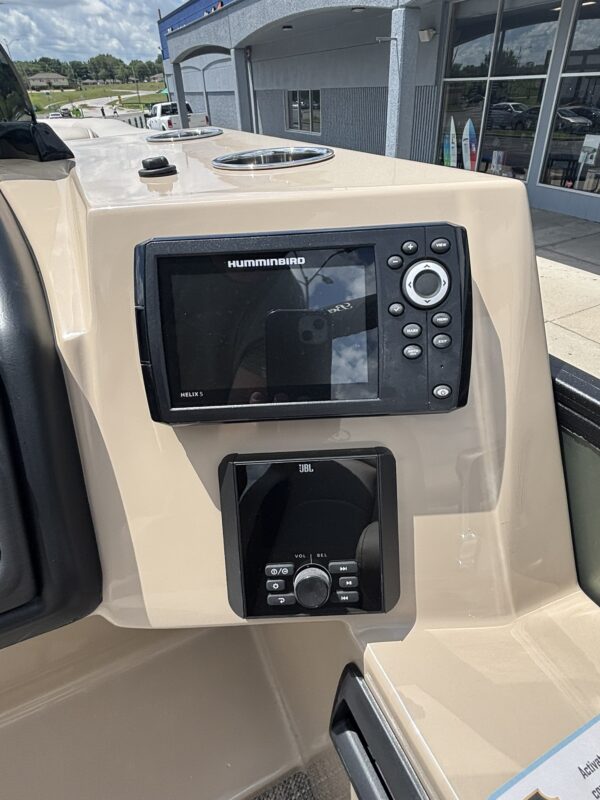 2026 Bentley 223 Legacy Navigator