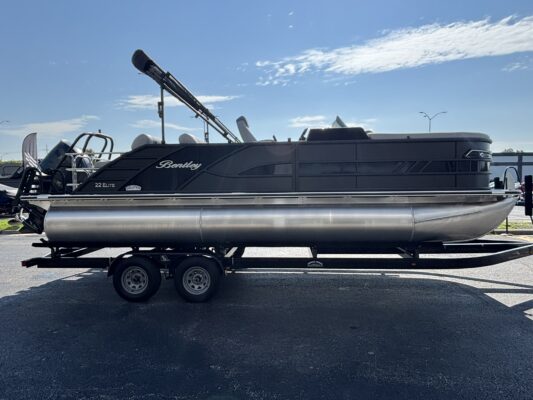 2026 Bentley 223 Elite QSB