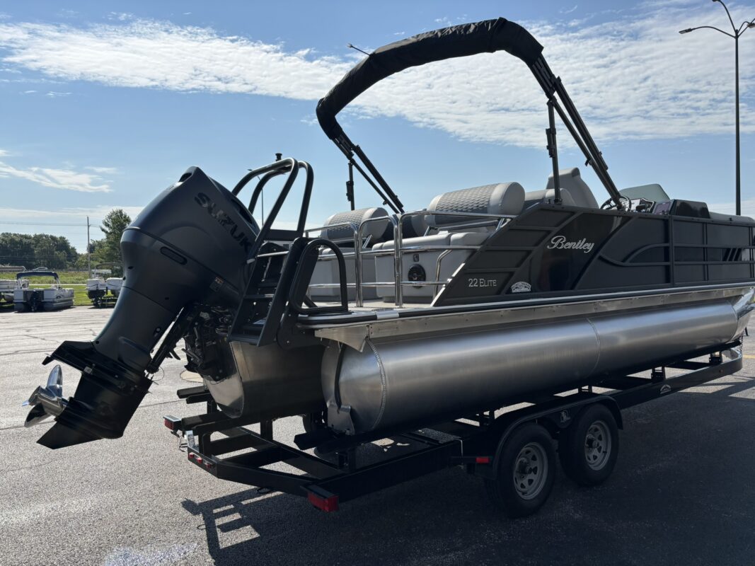 2026 Bentley 223 Elite QSB