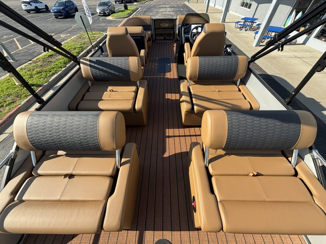 2026 Bentley 223 Elite QSB