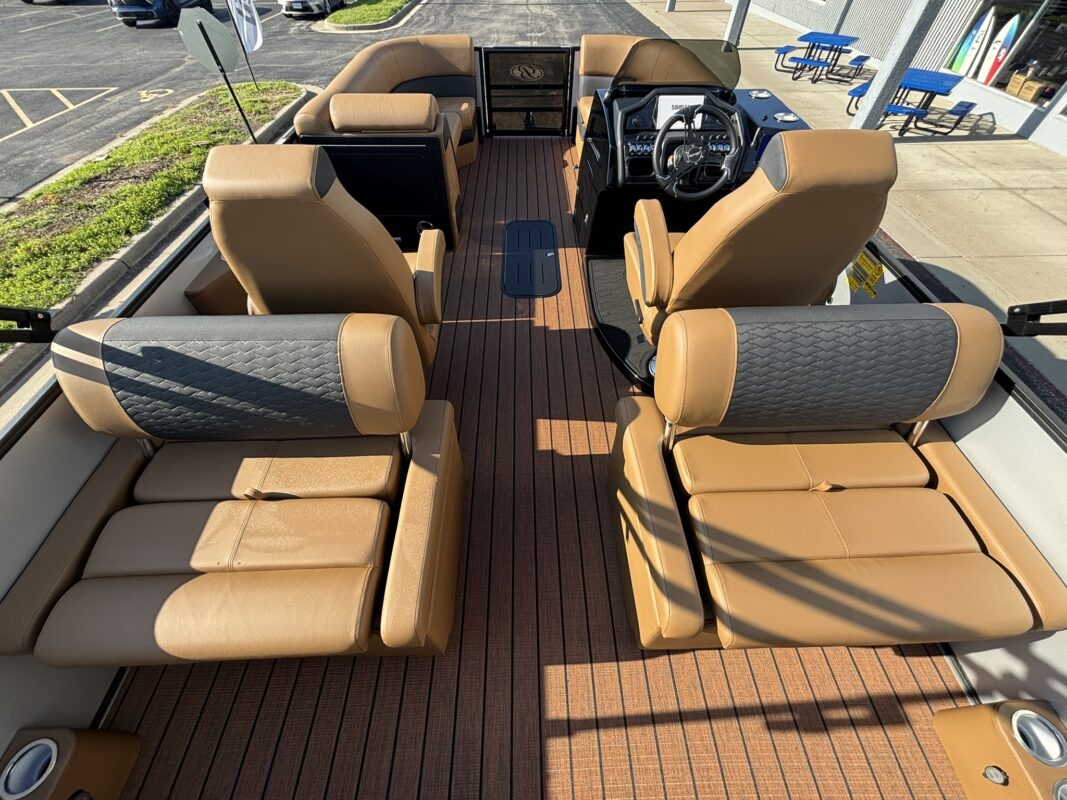 2026 Bentley 223 Elite QSB