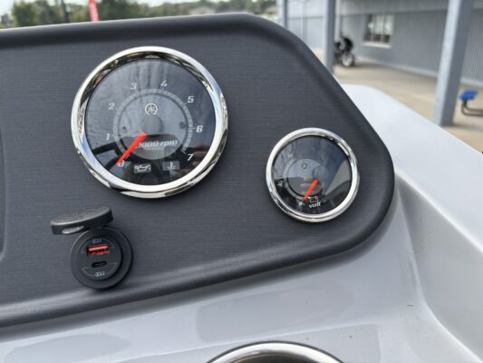 2026 Bentley 160 LE CR