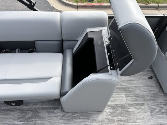 2026 Bentley 160 LE CR