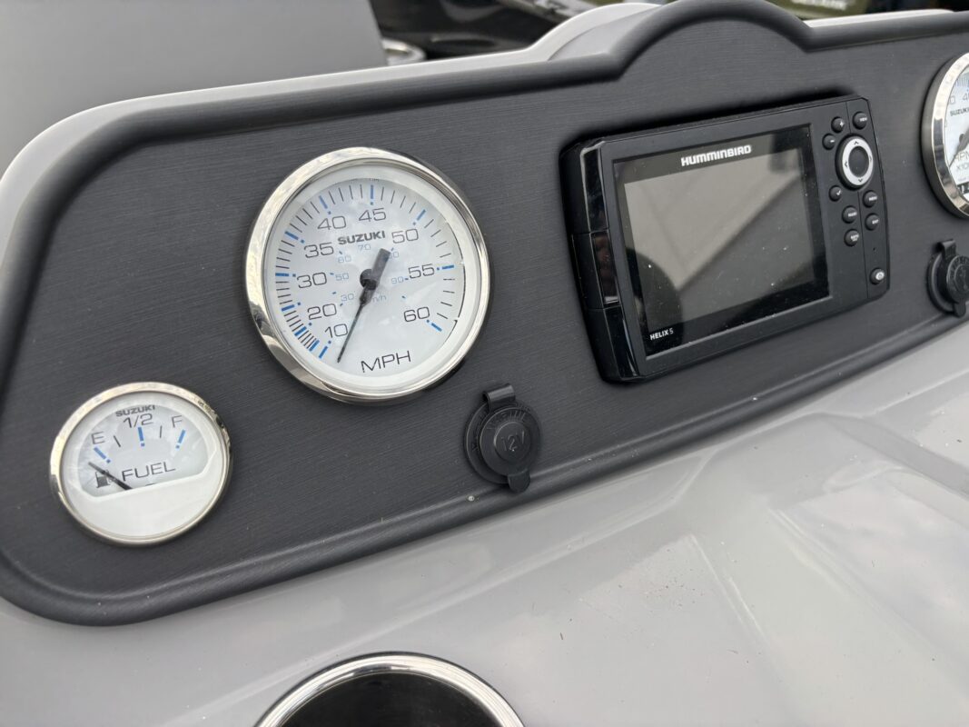 2026 Bentley 200 Fish CWT