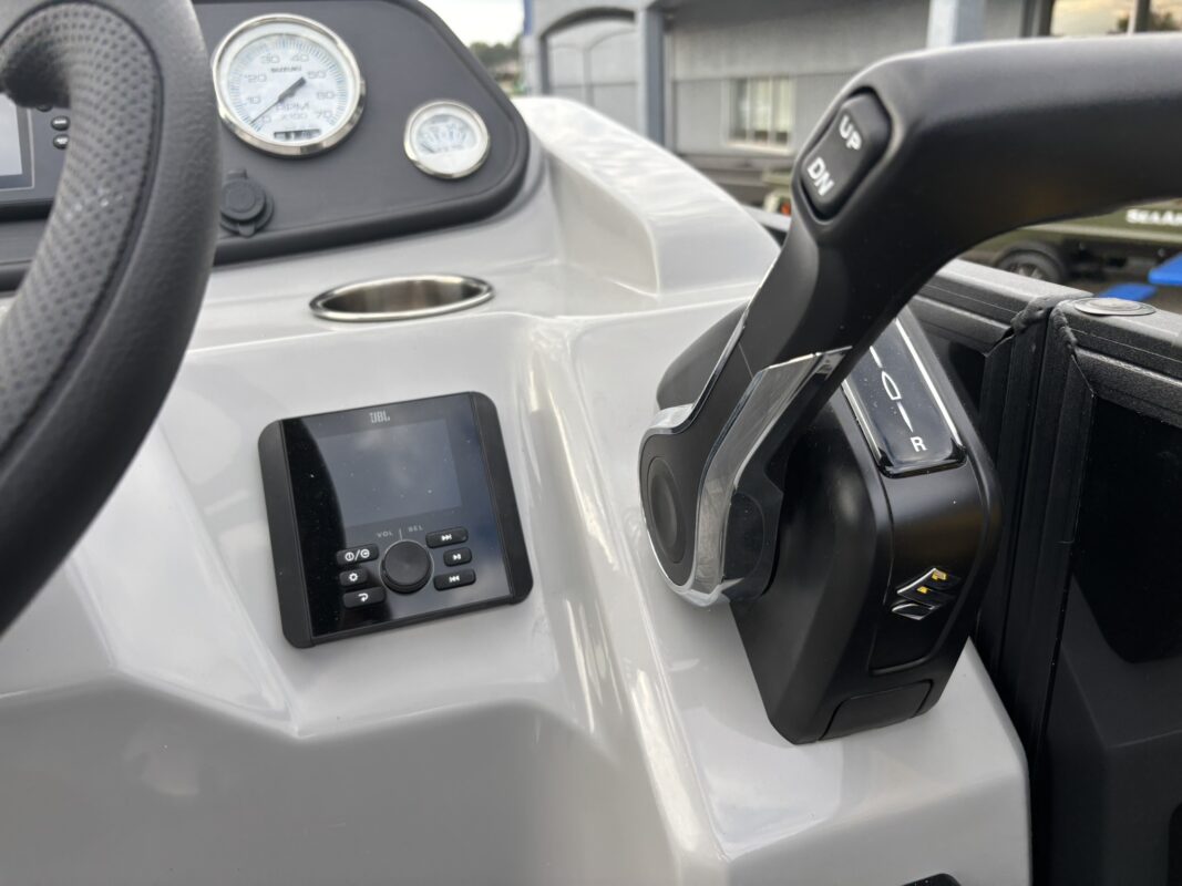 2026 Bentley 200 Fish CWT