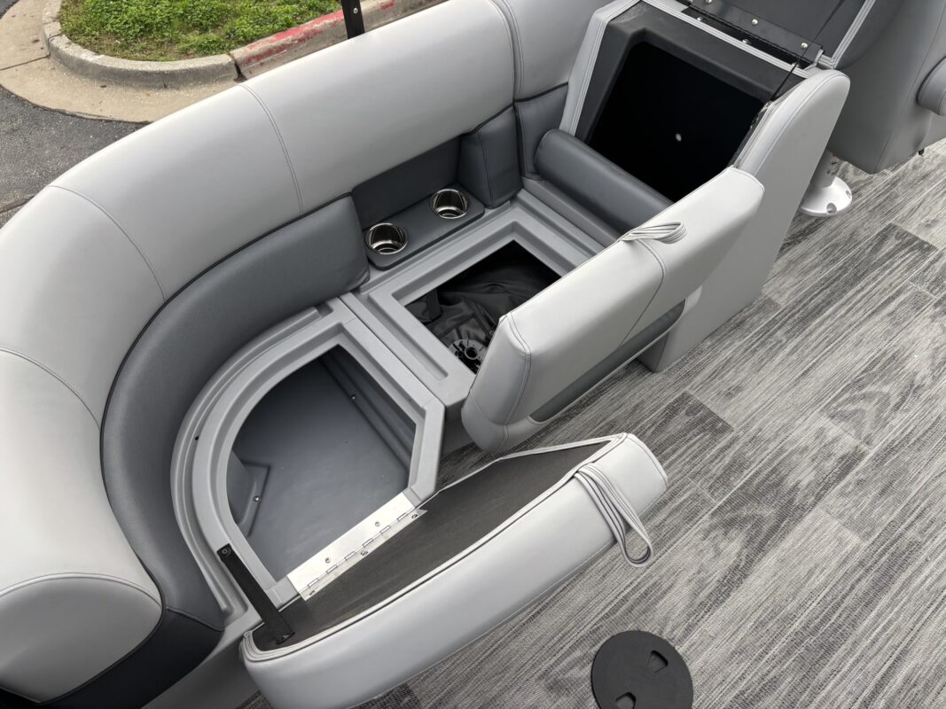 2026 Bentley 200 Fish CWT