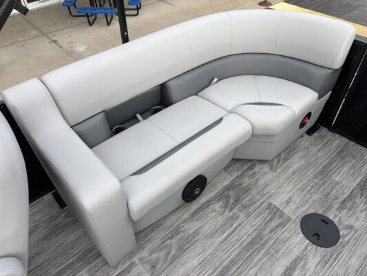 2026 Bentley 200 Fish CWT