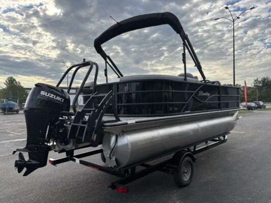 2026 Bentley 200 Fish CWT