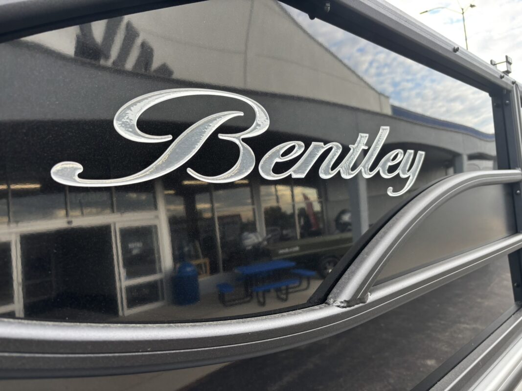 2026 Bentley 200 Fish CWT