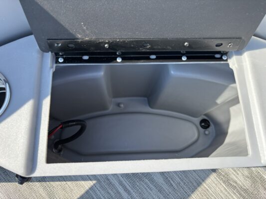 2026 Bentley 220 Fish CWT