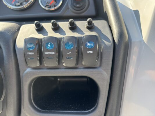 2026 Bentley 220 Fish CWT