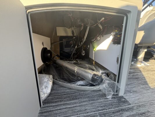 2026 Bentley 180 LE 3 PT