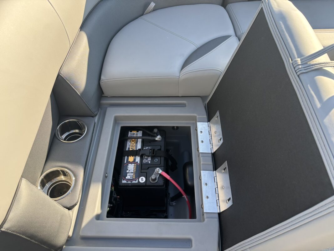 2026 Bentley 180 LE 3 PT