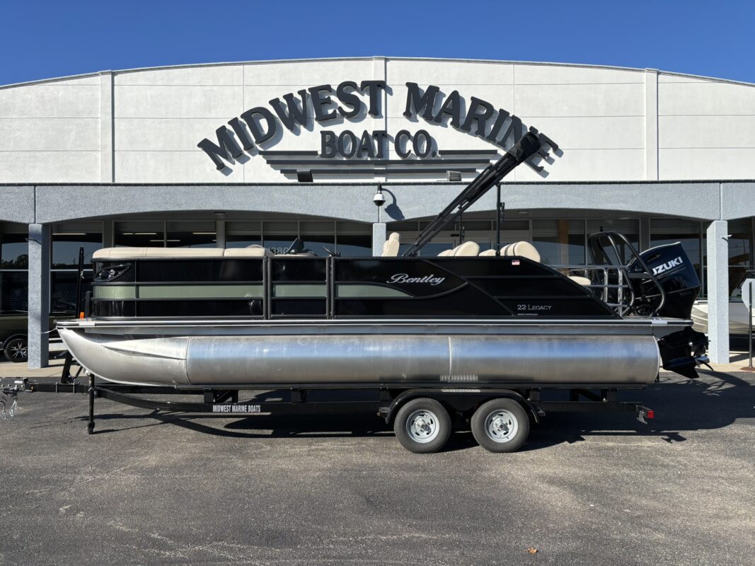 2026 Bentley 223 Legacy QSB