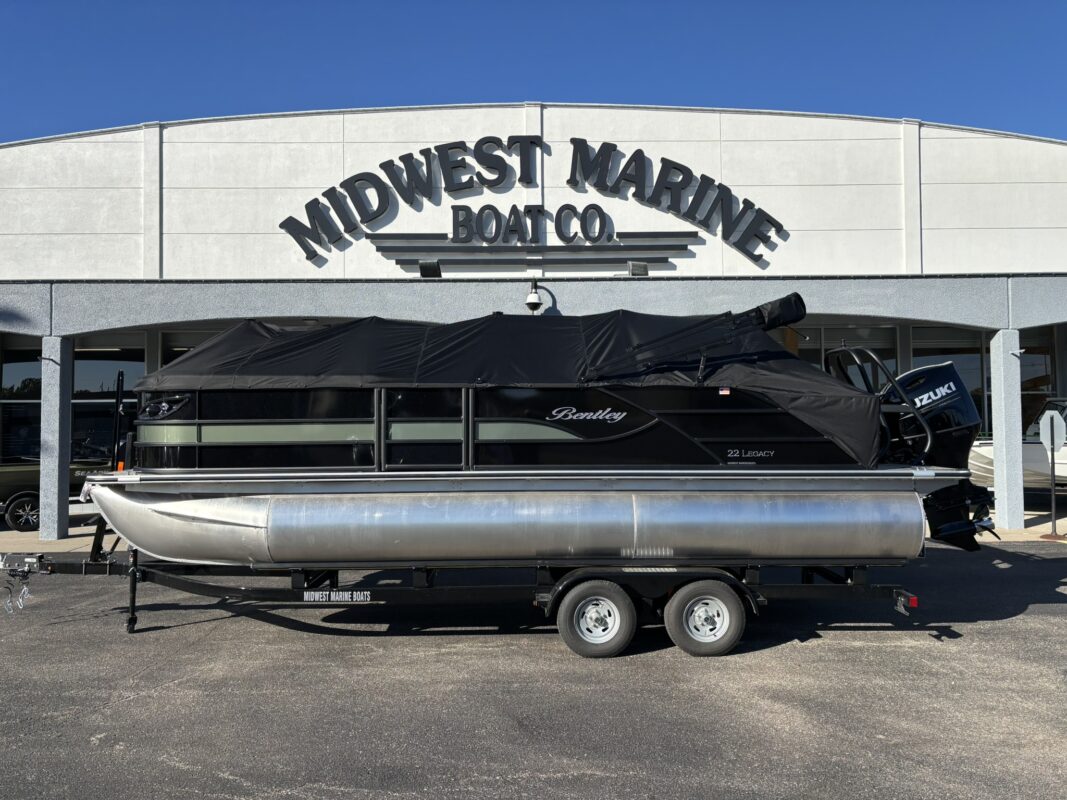 2026 Bentley 223 Legacy QSB