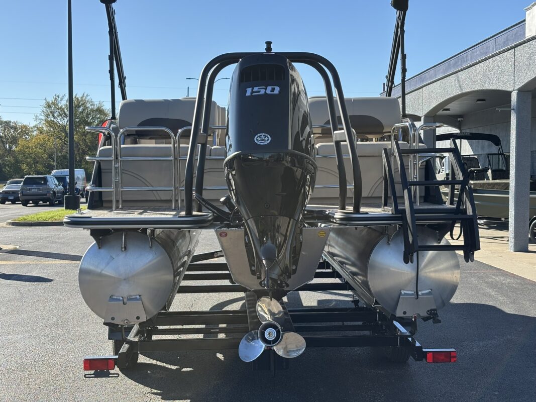 2026 Bentley 223 Legacy QSB