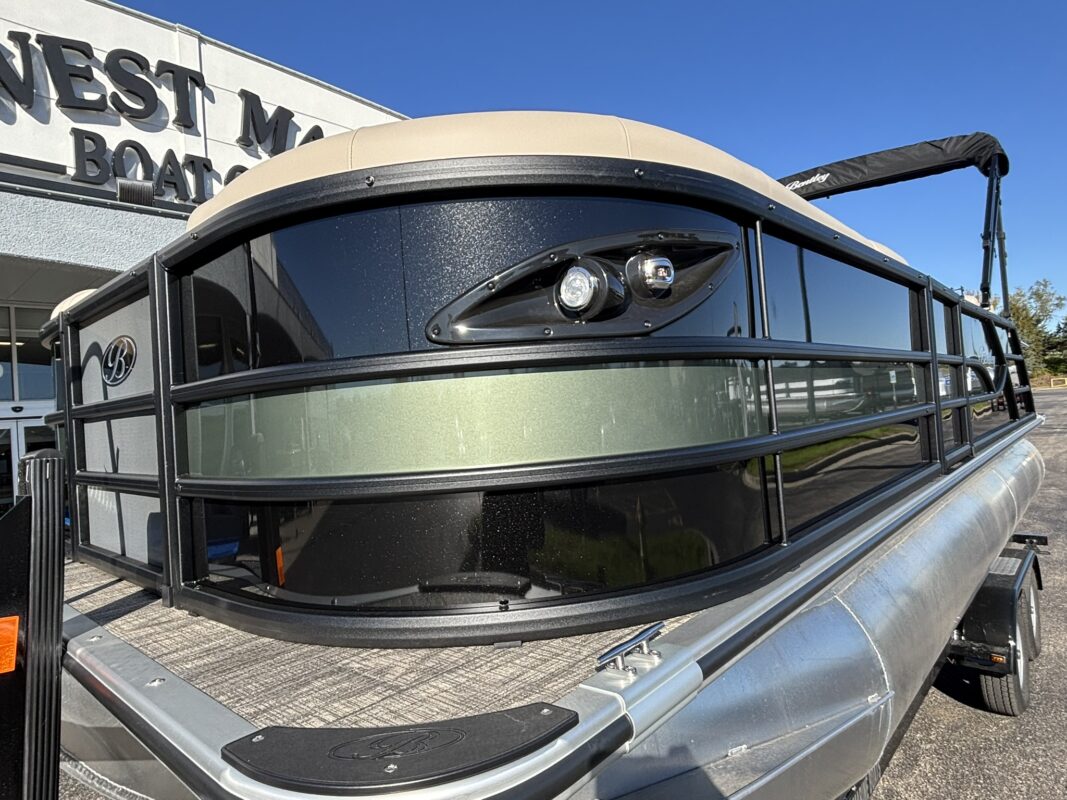 2026 Bentley 223 Legacy QSB