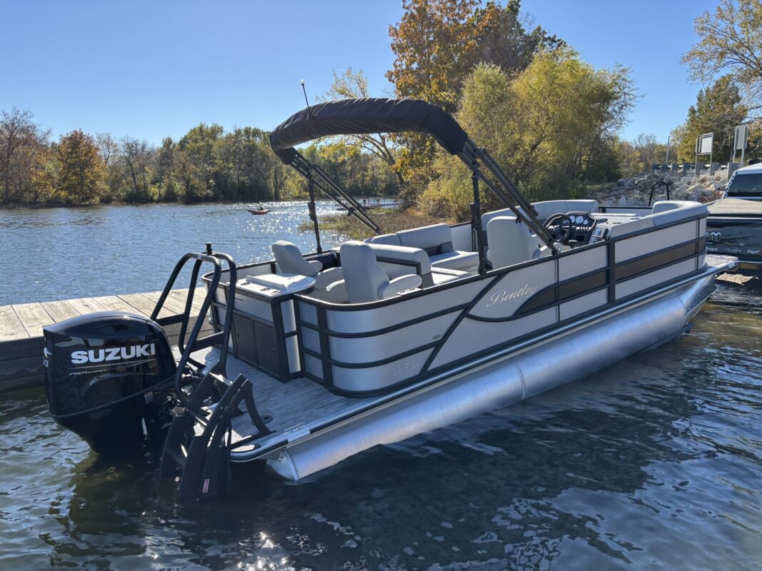 2026 Bentley 223 Fish N Cruise