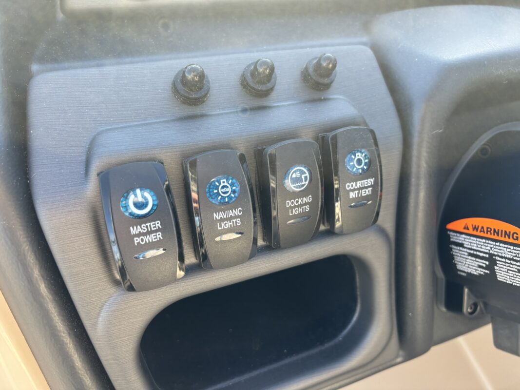 2026 Bentley 223 Legacy Navigator