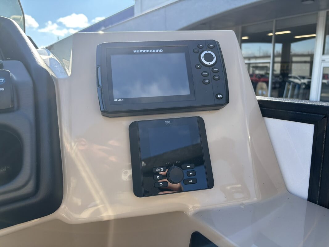 2026 Bentley 223 Legacy Navigator