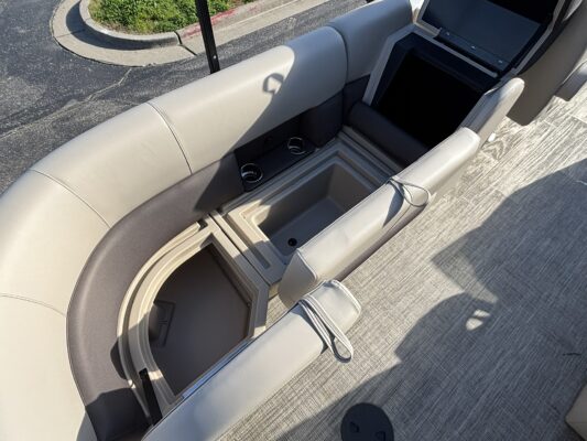 2026 Bentley 223 Legacy Navigator