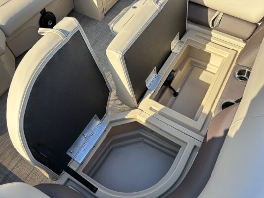 2026 Bentley 223 Legacy Navigator