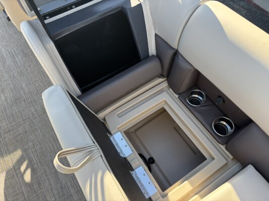 2026 Bentley 223 Legacy Navigator