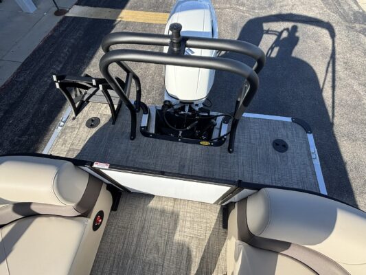 2026 Bentley 223 Legacy Navigator