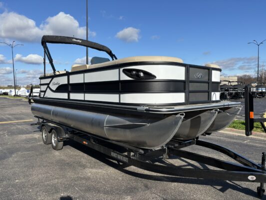 2026 Bentley 223 Legacy Navigator