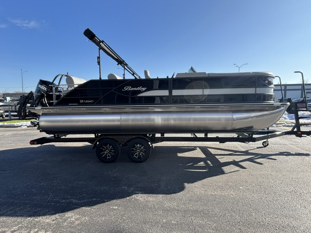 2026 Bentley 223 Legacy QSB