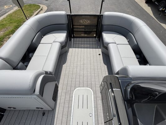 2026 Bentley 223 Elite Admiral