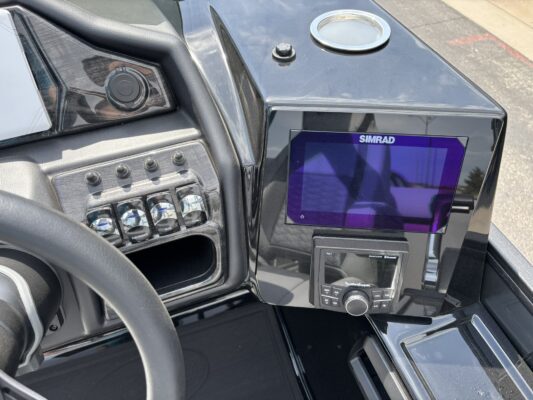 2026 Bentley 223 Elite Admiral