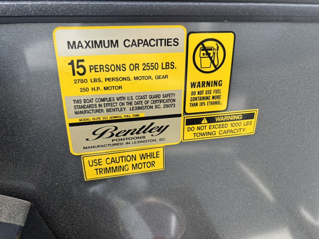 2026 Bentley 223 Elite Admiral