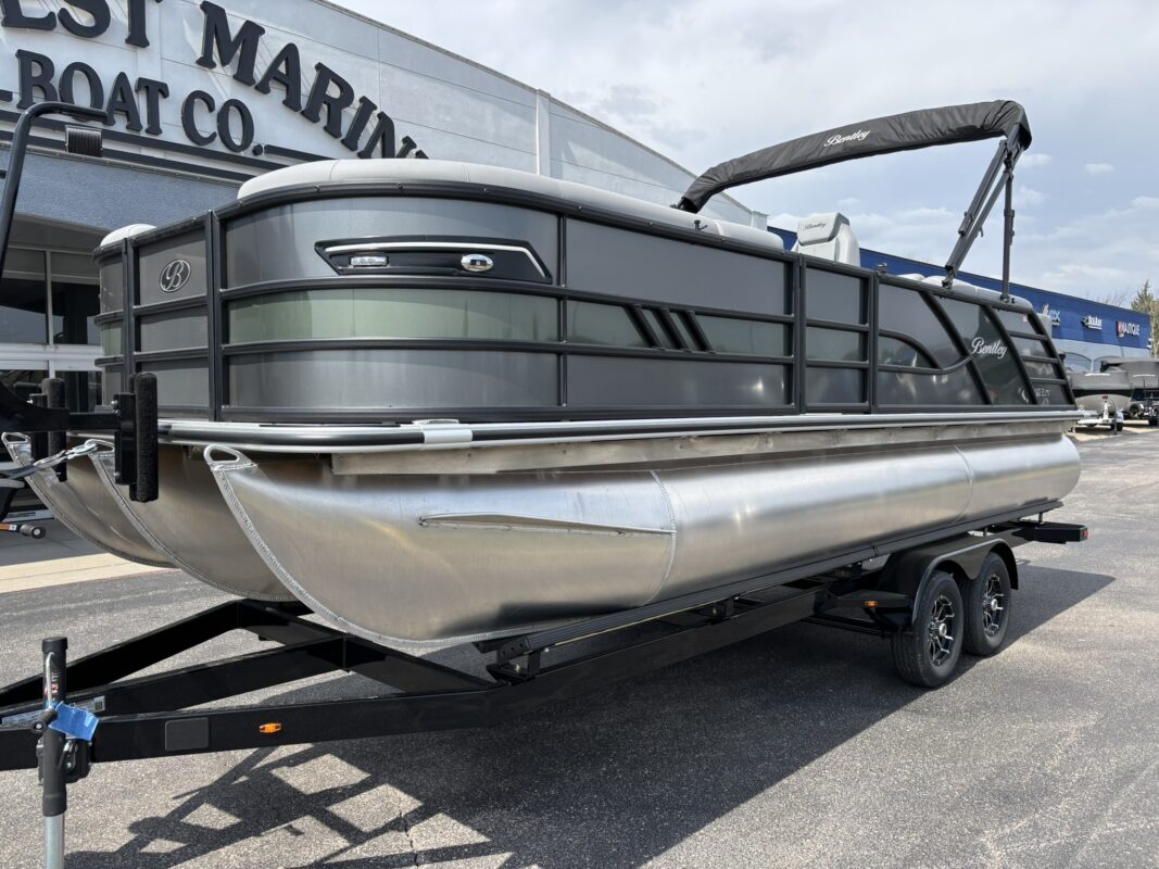 2026 Bentley 223 Elite Admiral