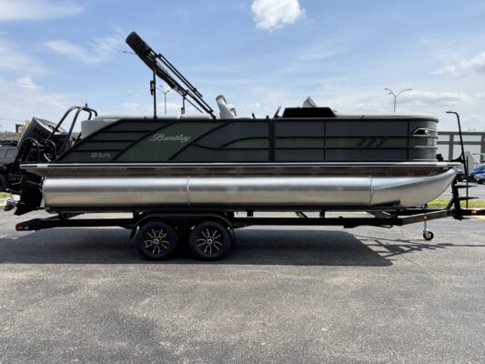 2026 Bentley 223 Elite Admiral