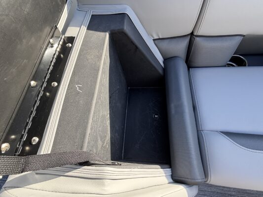 2026 Bentley 223 Legacy Navigator