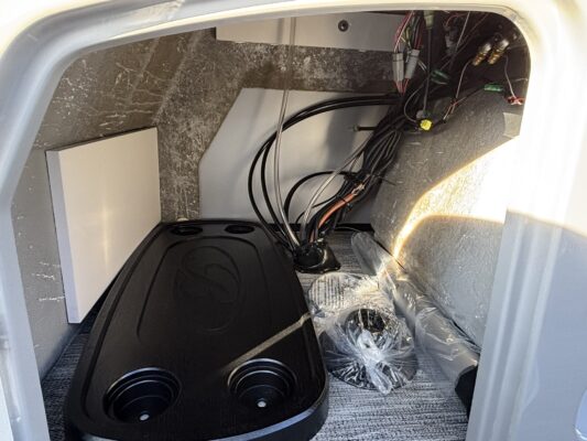 2026 Bentley 223 Legacy Navigator