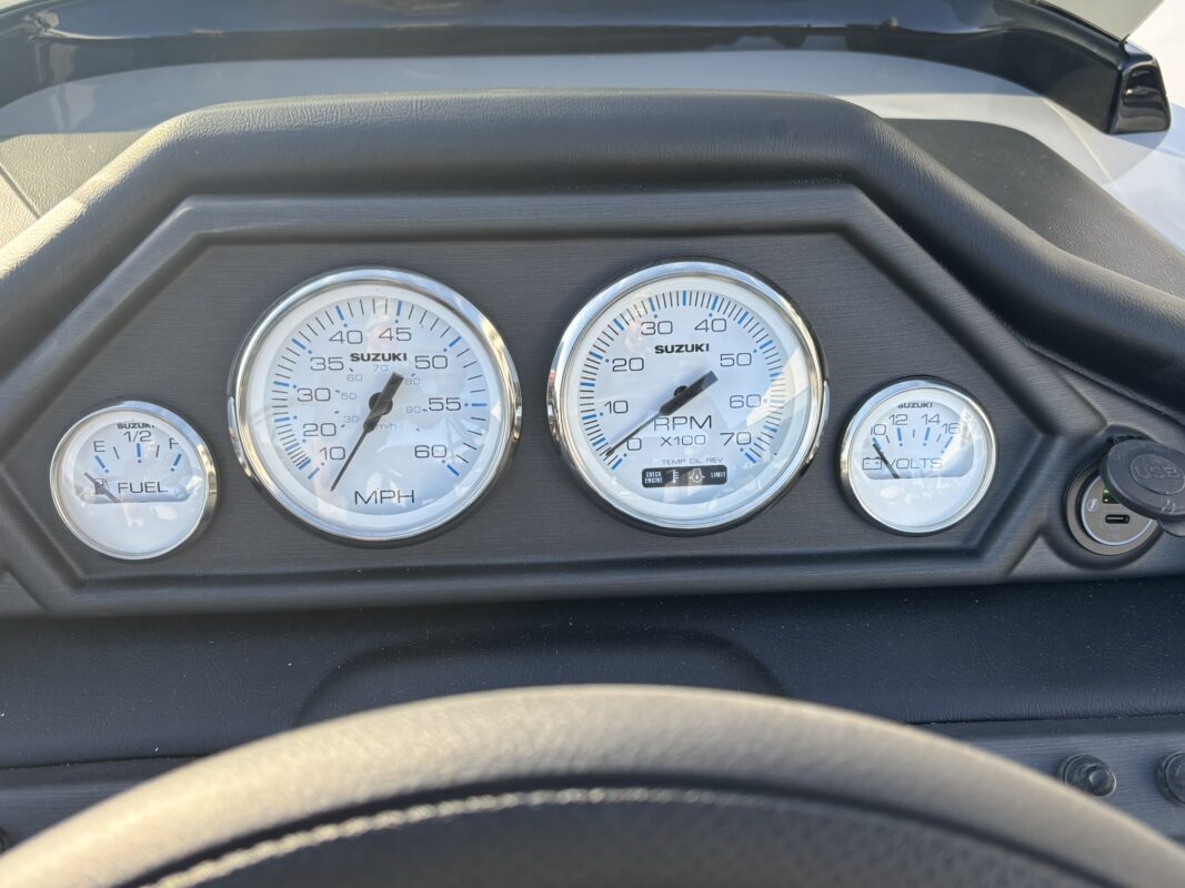 2026 Bentley 223 Legacy Navigator