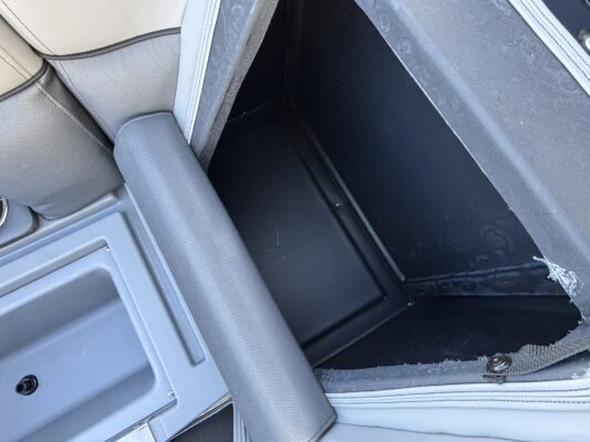 2026 Bentley 223 Legacy Navigator