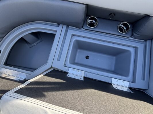 2026 Bentley 223 Legacy Navigator