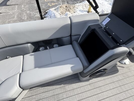 2026 Bentley 223 Elite Admiral