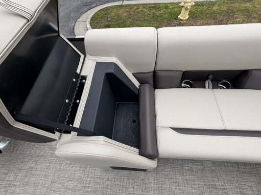 2026 Bentley 223 Legacy Navigator