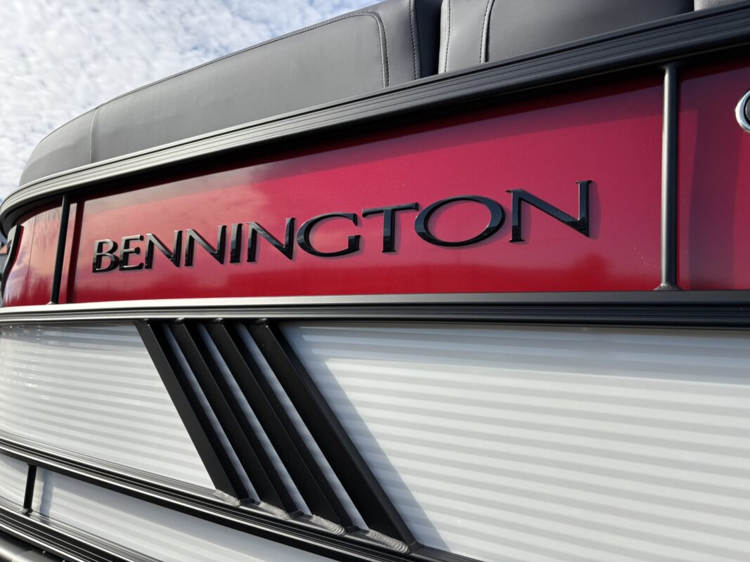 2026 Bennington 22 MSB Sport