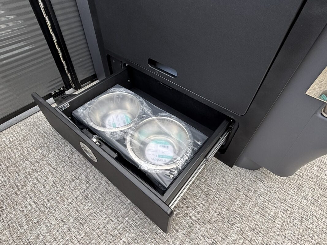 2026 Bennington 22 MSB Base