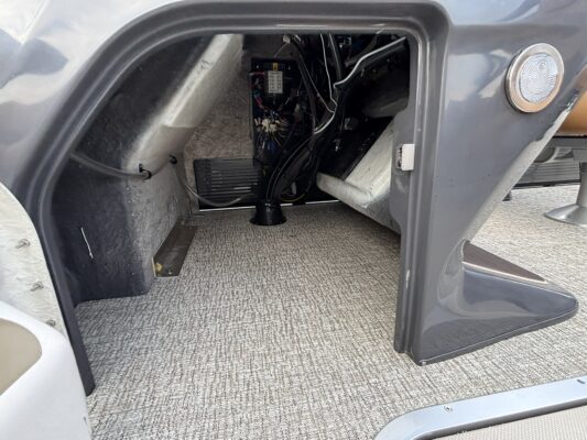 2026 Bennington 22 MSB Base