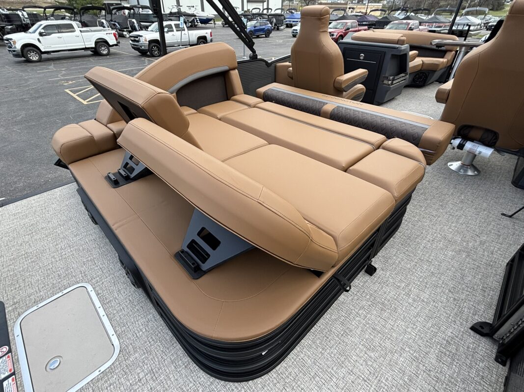 2026 Bennington 22 MSB Base